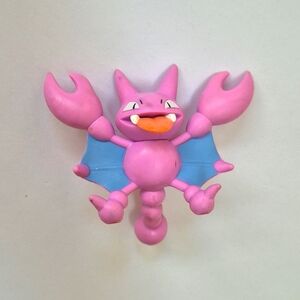 Vintage Pokémon 2008 Jakks Gligar Figure Toy